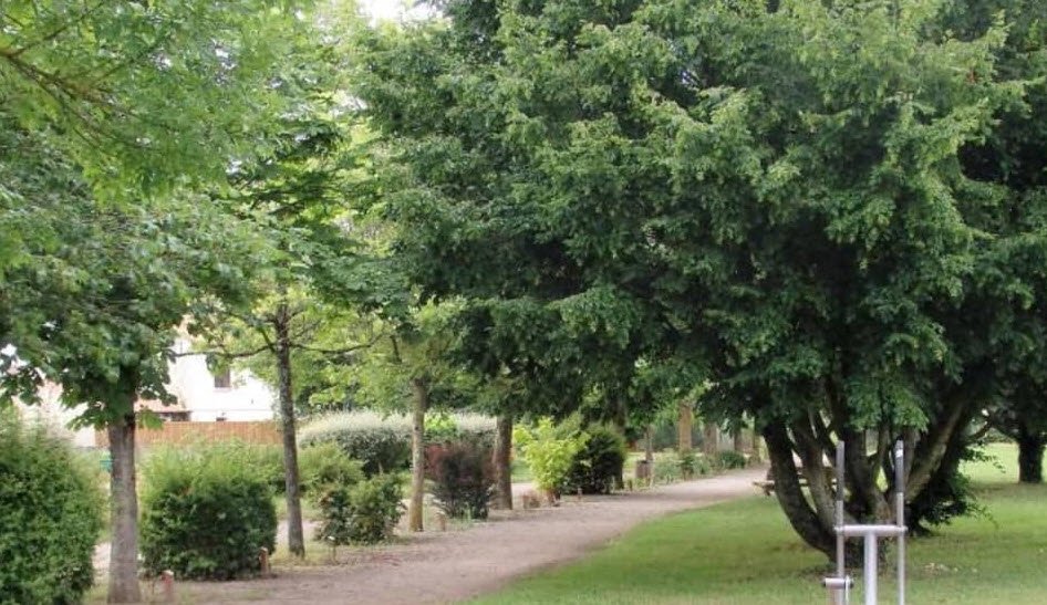 Arboretum de Neuville-de-Poitou, Neuville-de-Poitou, France, France